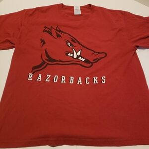 Red Arkansas Razorbacks tee shirt size L